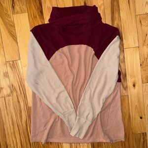BKE Burgundy and Beige Cowl Neck Sweater Small
